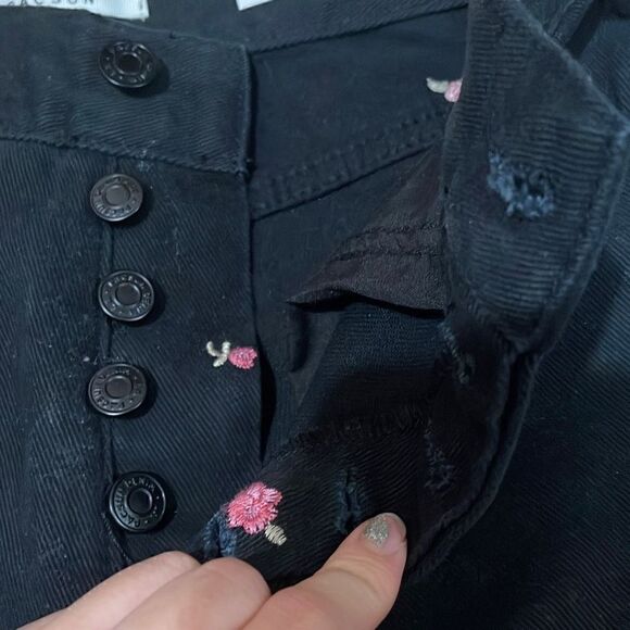 Nwt PacSun Rose Embroidered Black High Waisted Straight Leg Jeans 23 - Picture 6 of 7